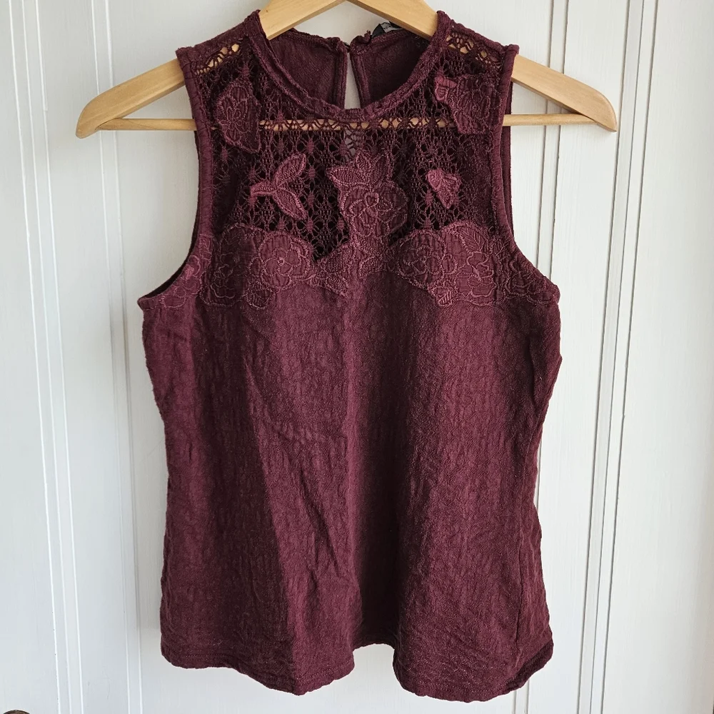 Lucky Brand Women's Lace Mock Neck Top￼ - Picture 6 of 16